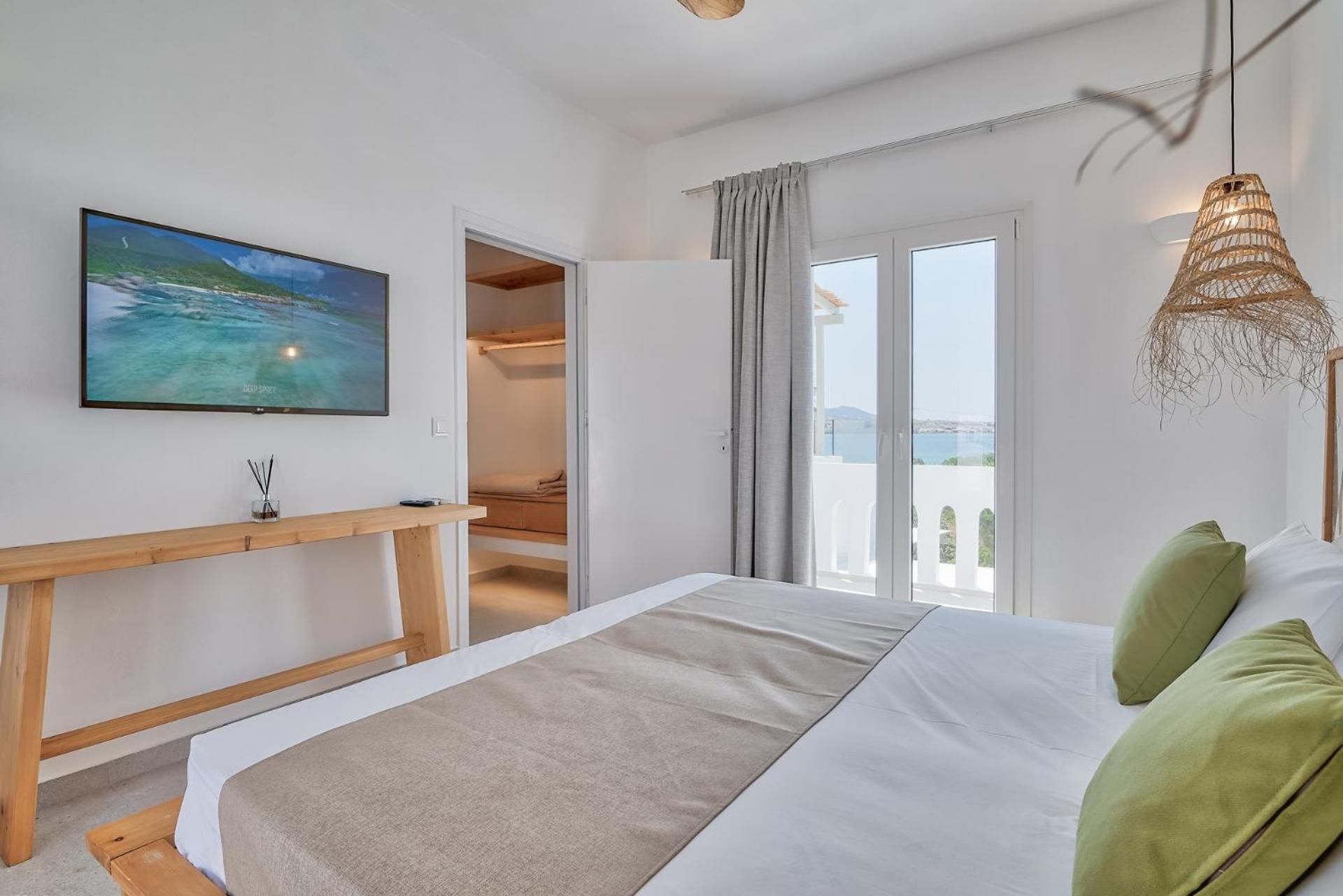 Marinatou Suites Андипарос Экстерьер фото