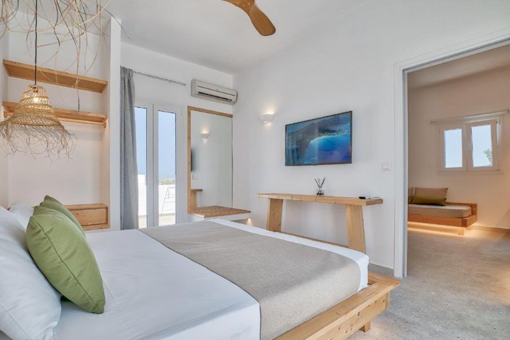 Marinatou Suites Андипарос Номер фото